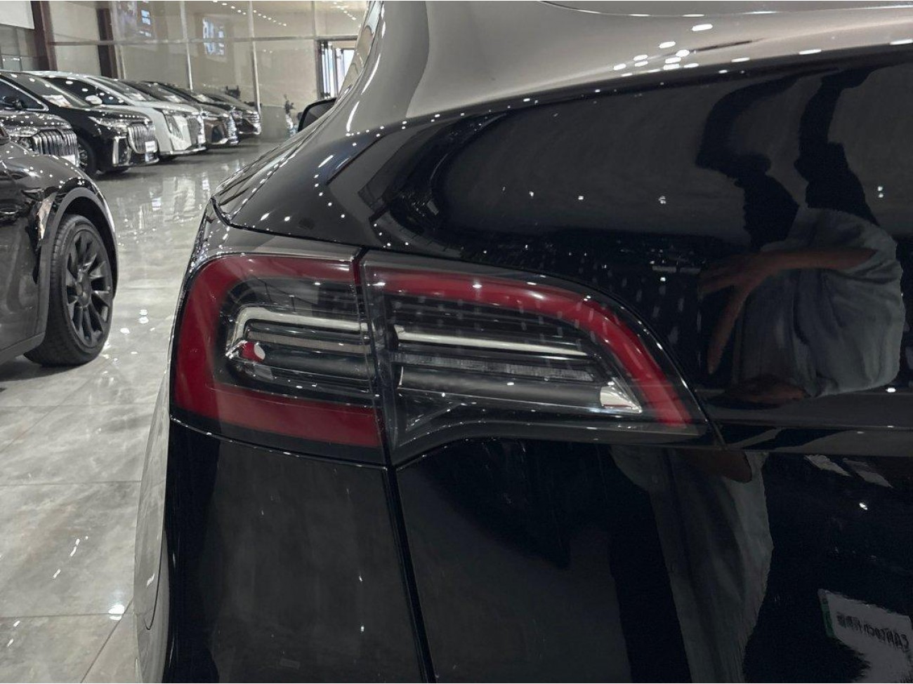 Tesla Model Y 2021
