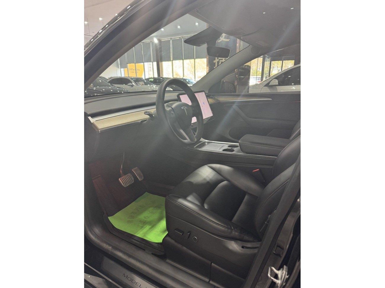 Tesla Model Y 2021