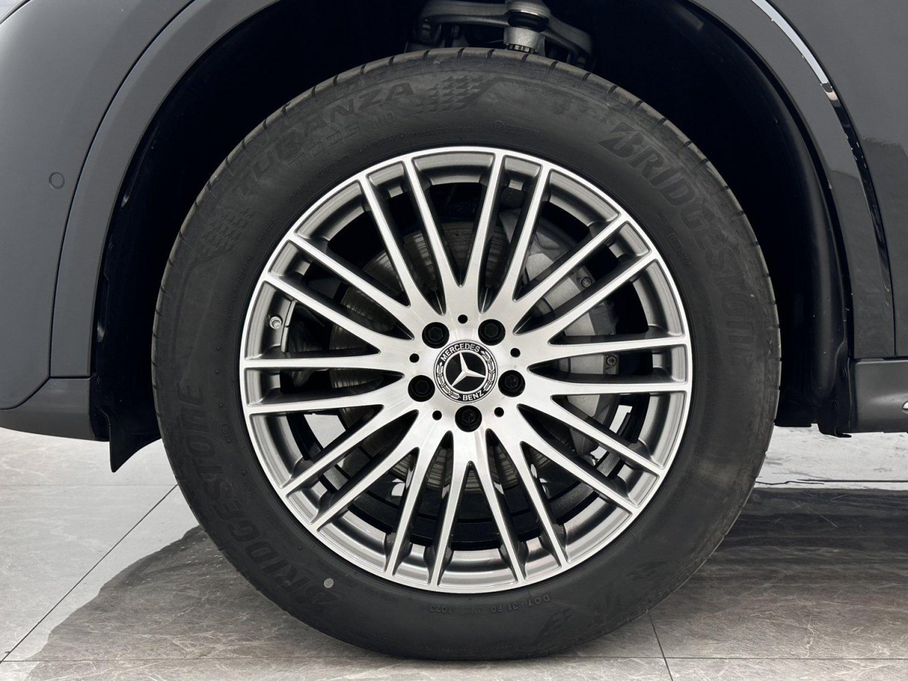 Mercedes-Benz GLC 300 L 2023