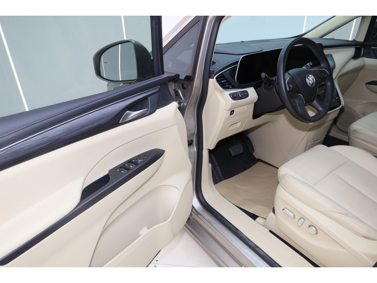 Buick GL8 2024