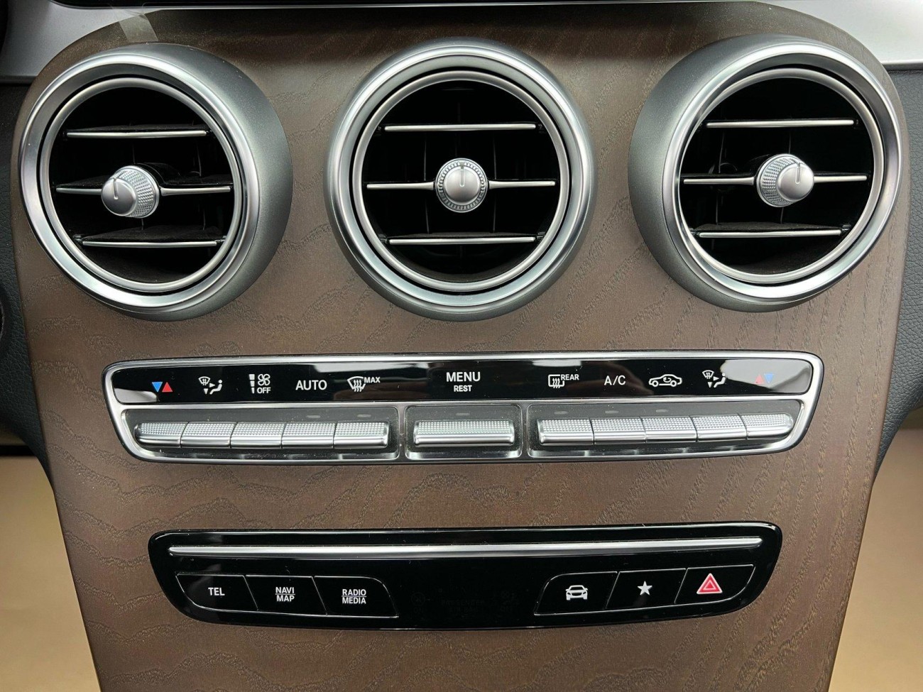 Mercedes-Benz GLC 300 L 2022