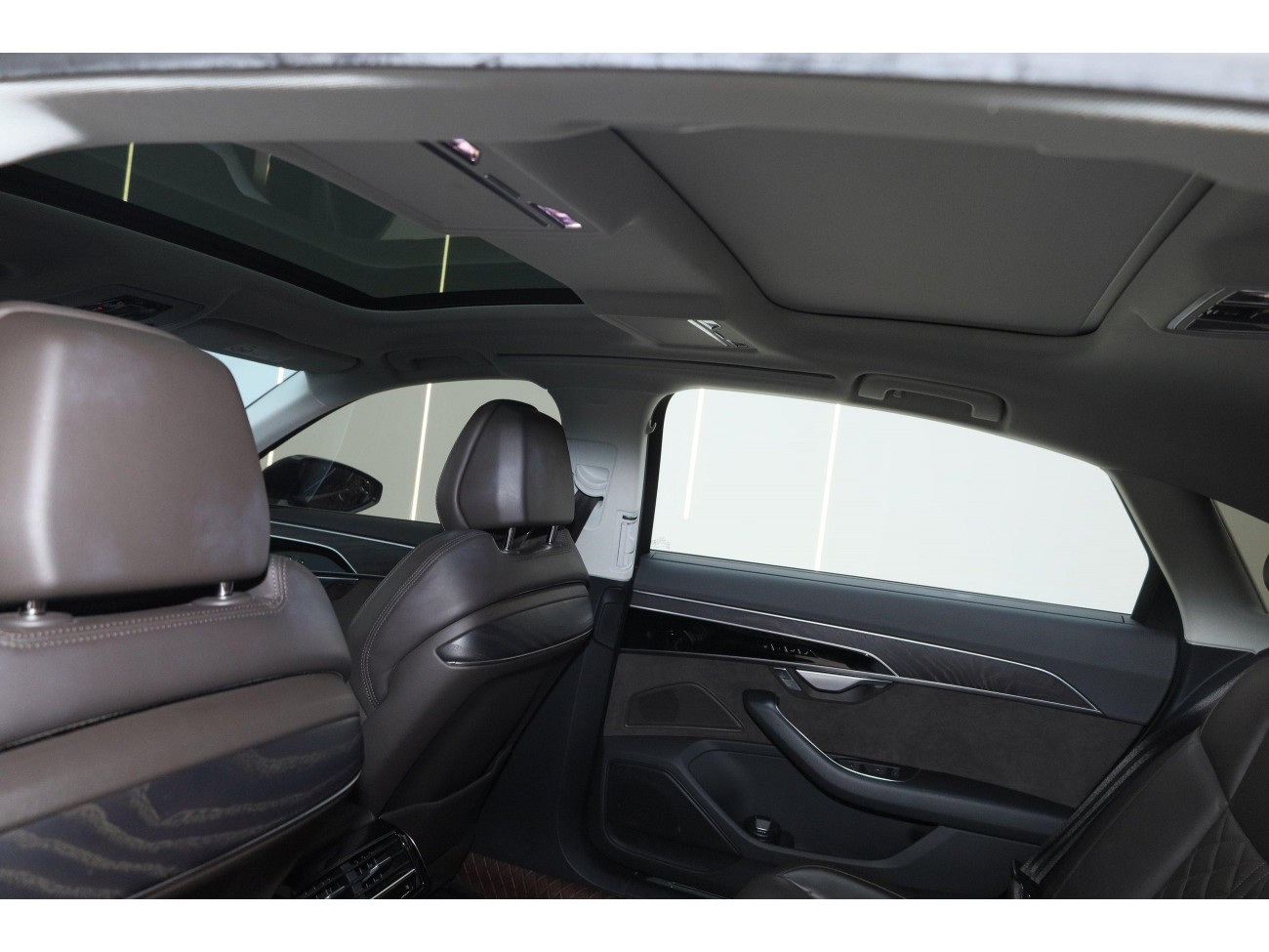 Audi A8L 50 TFSI 2021