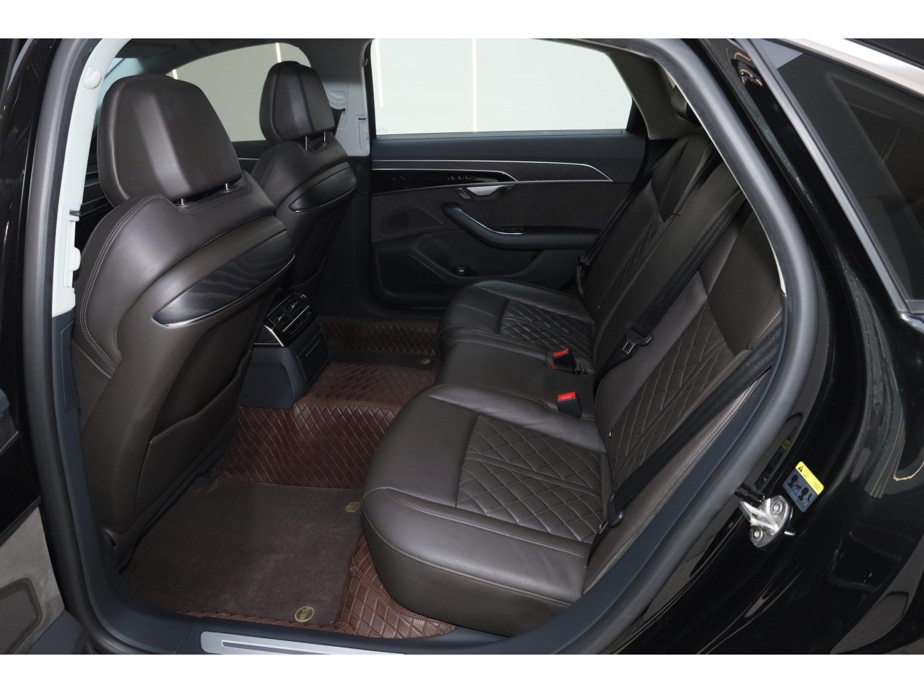 Audi A8L 50 TFSI 2021