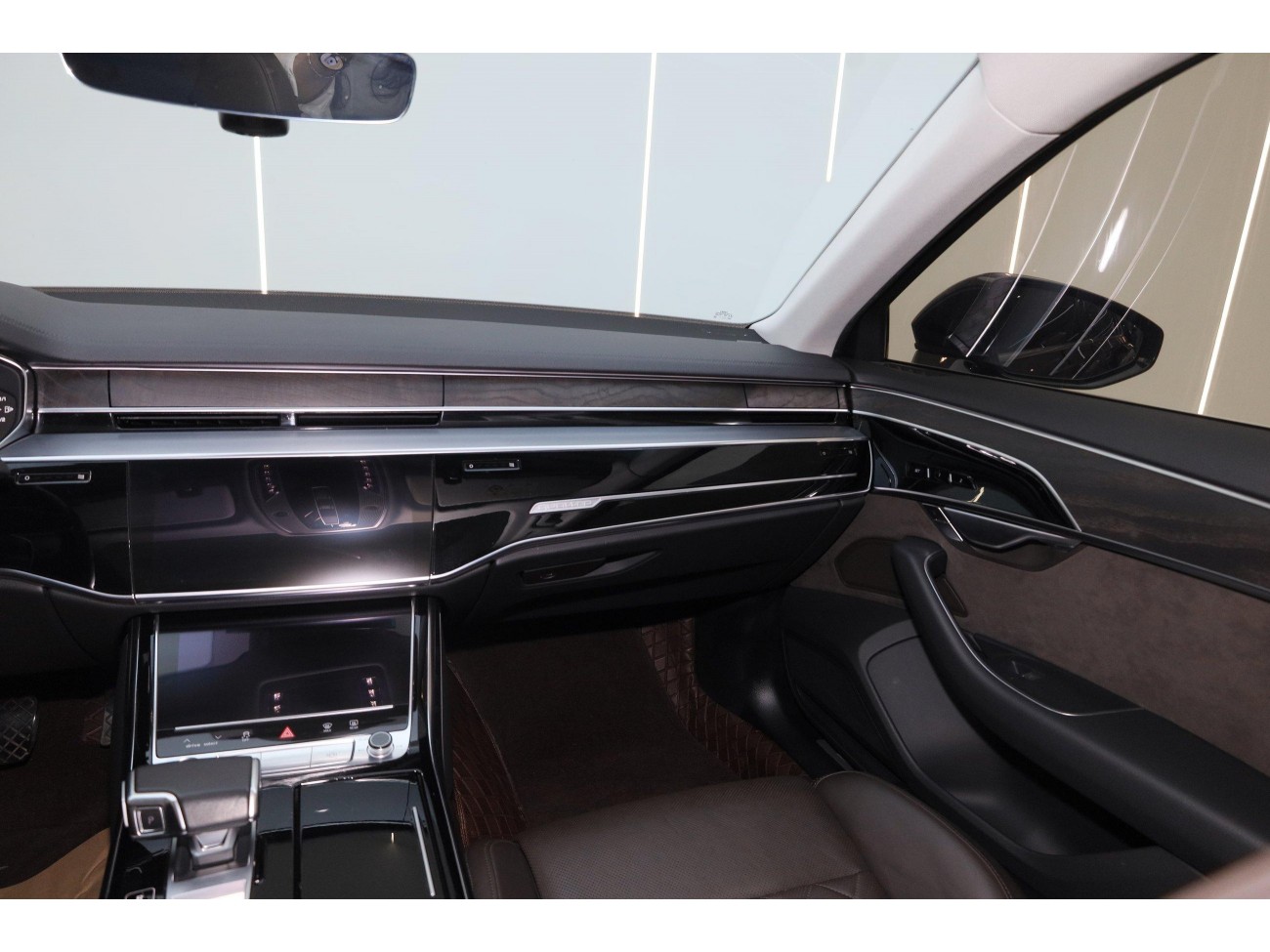 Audi A8L 50 TFSI 2021