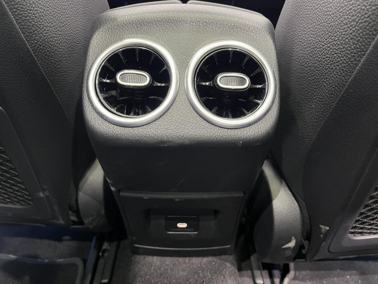 Mercedes-Benz A 200 L 2025