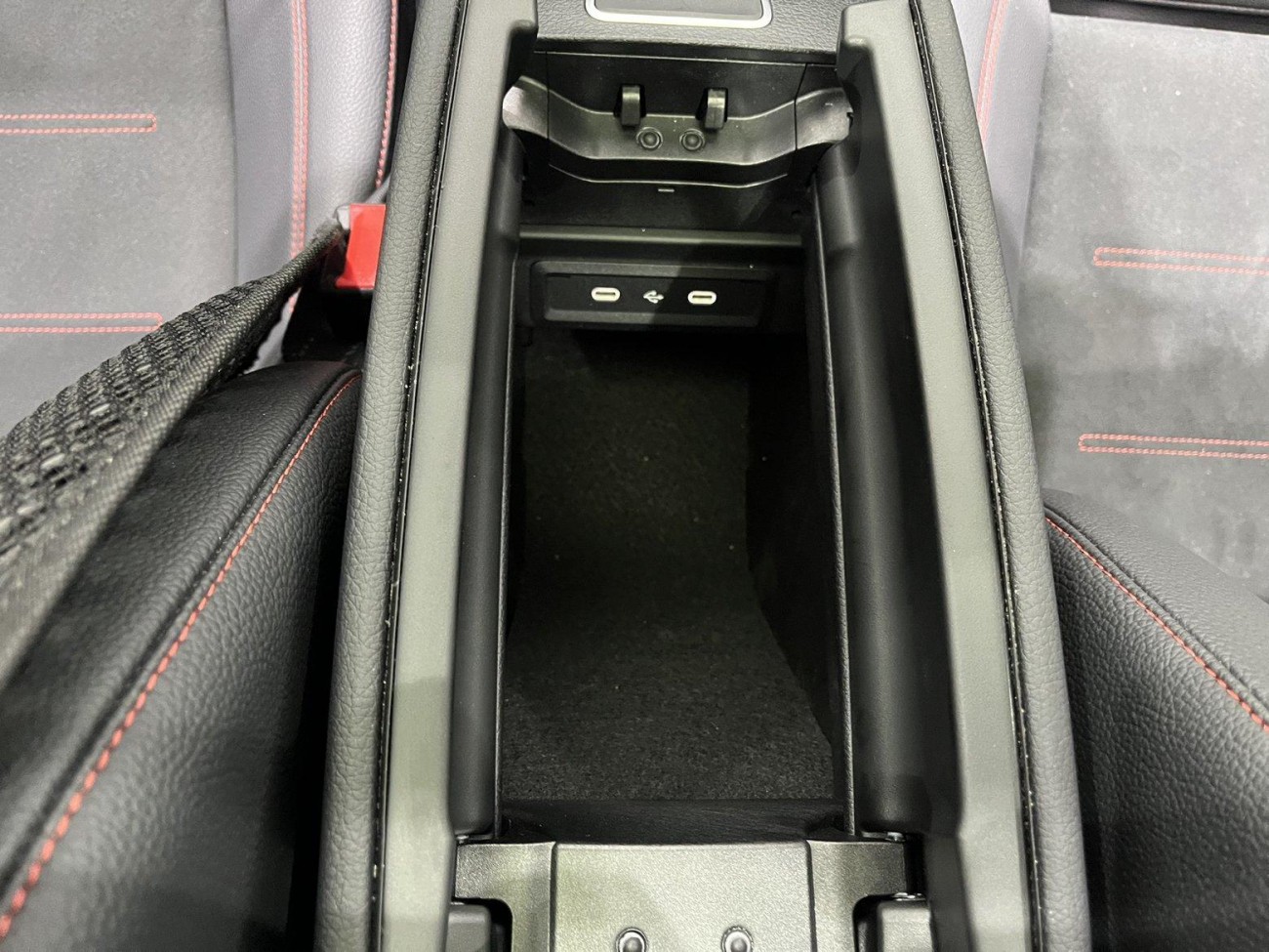 Mercedes-Benz A 200 L 2025