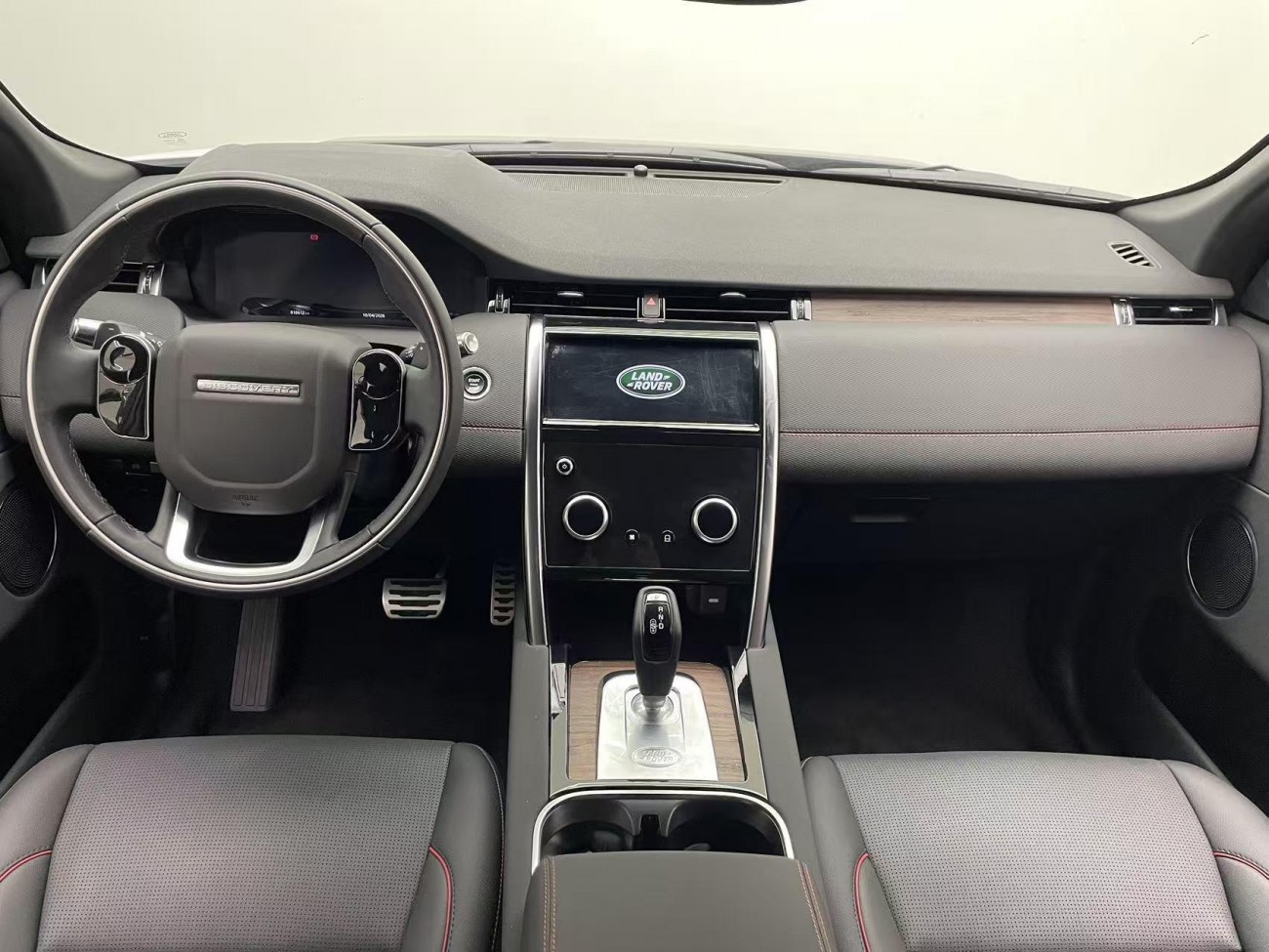 Land Rover Discovery Sport 2020