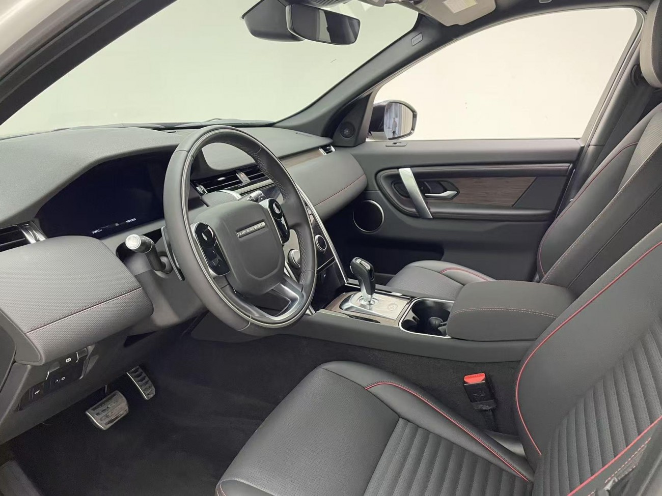 Land Rover Discovery Sport 2020