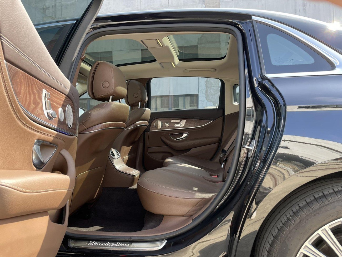 Mercedes-Benz E 300 L 2023