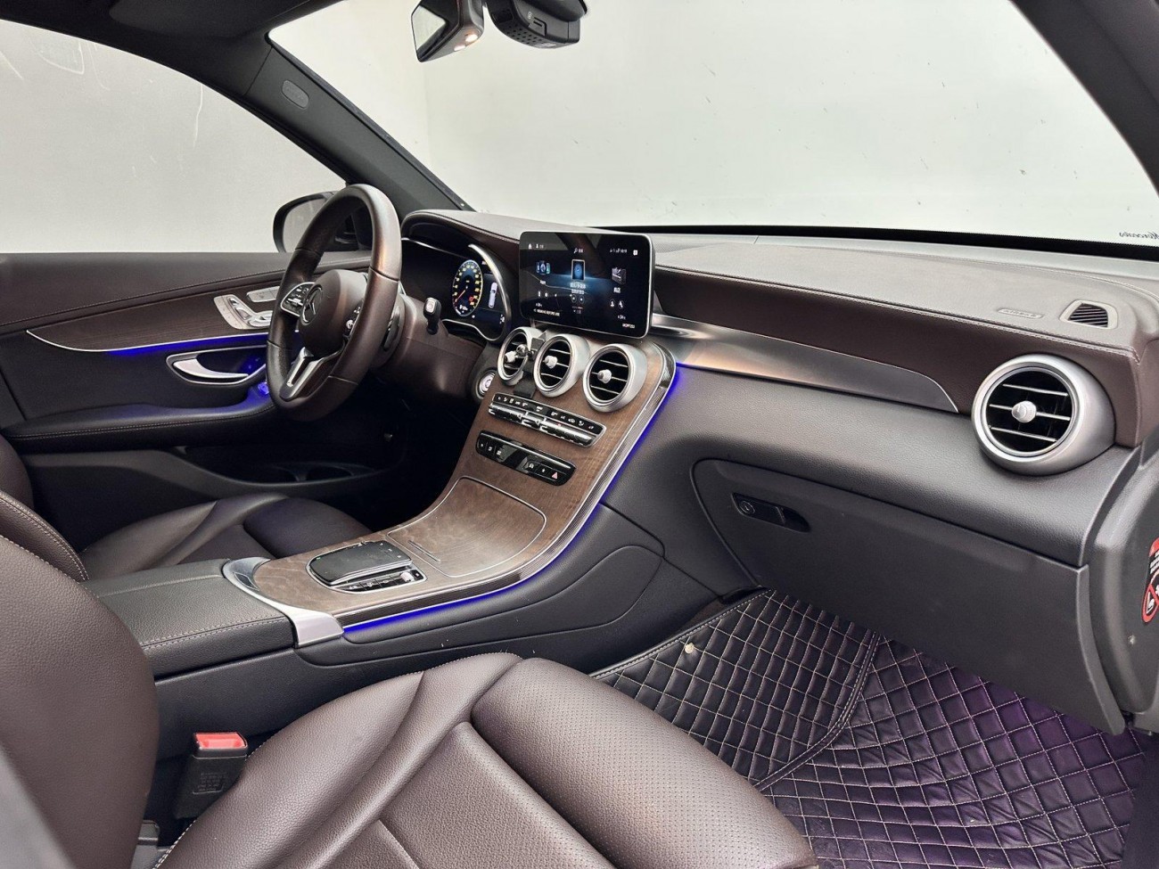 Mercedes-Benz GLC 300 L 2022