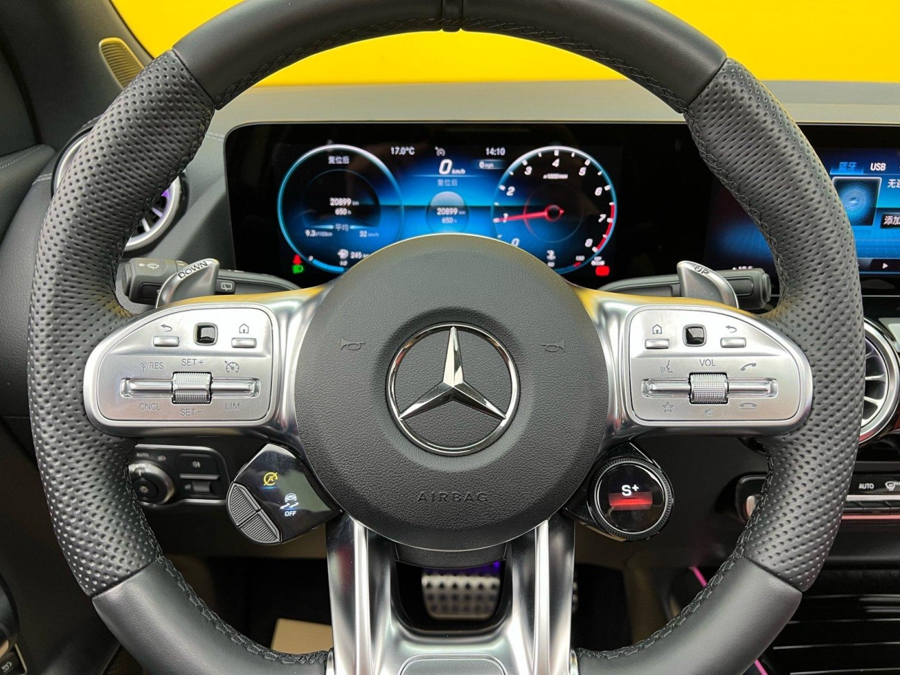 Mercedes-Benz GLA 35 4MATIC 2023