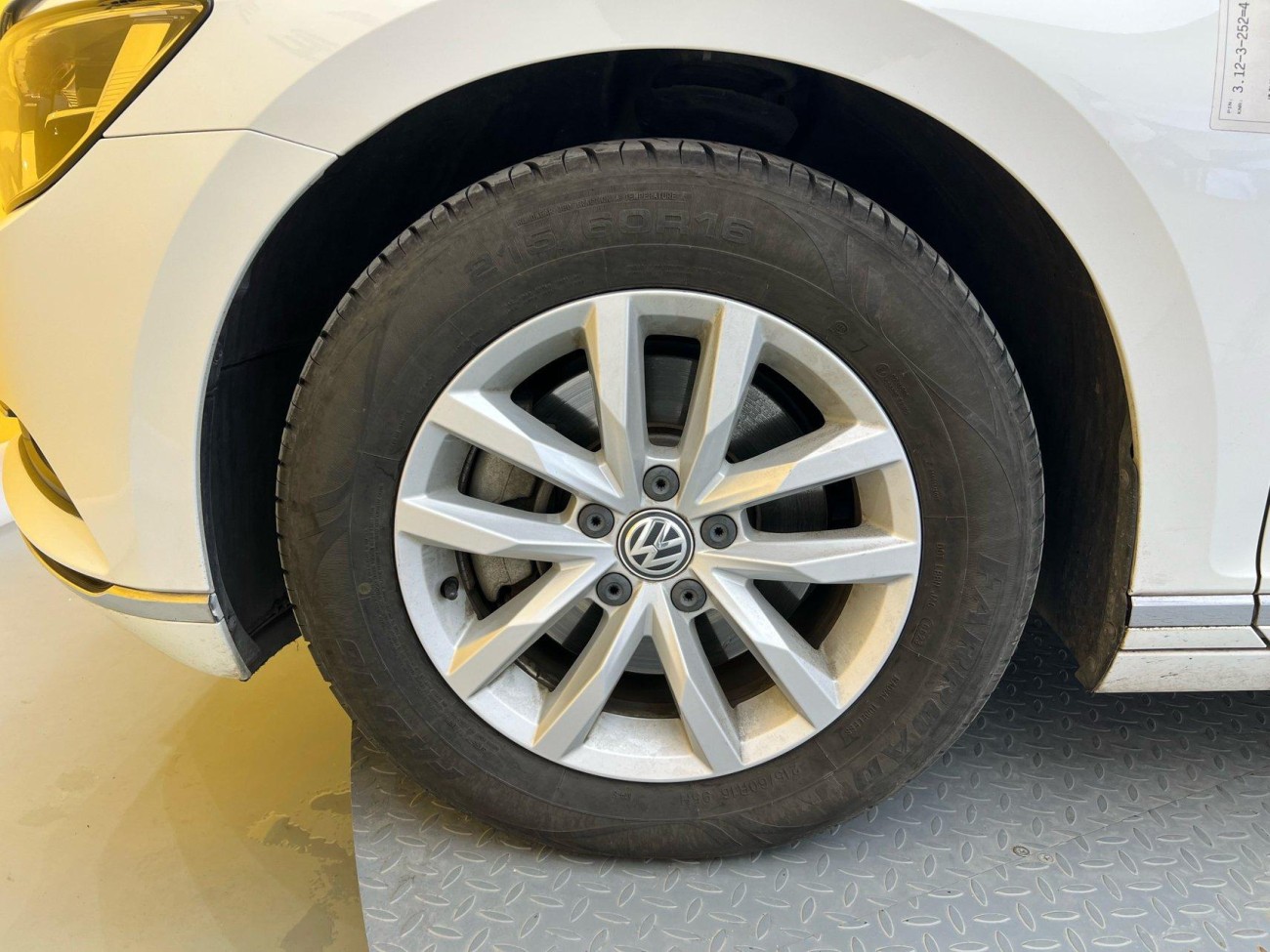 Volkswagen Magotan 2016