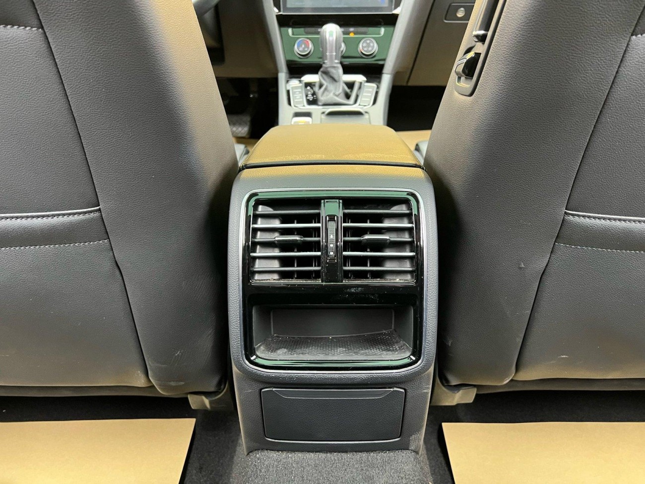 Volkswagen Magotan 2016