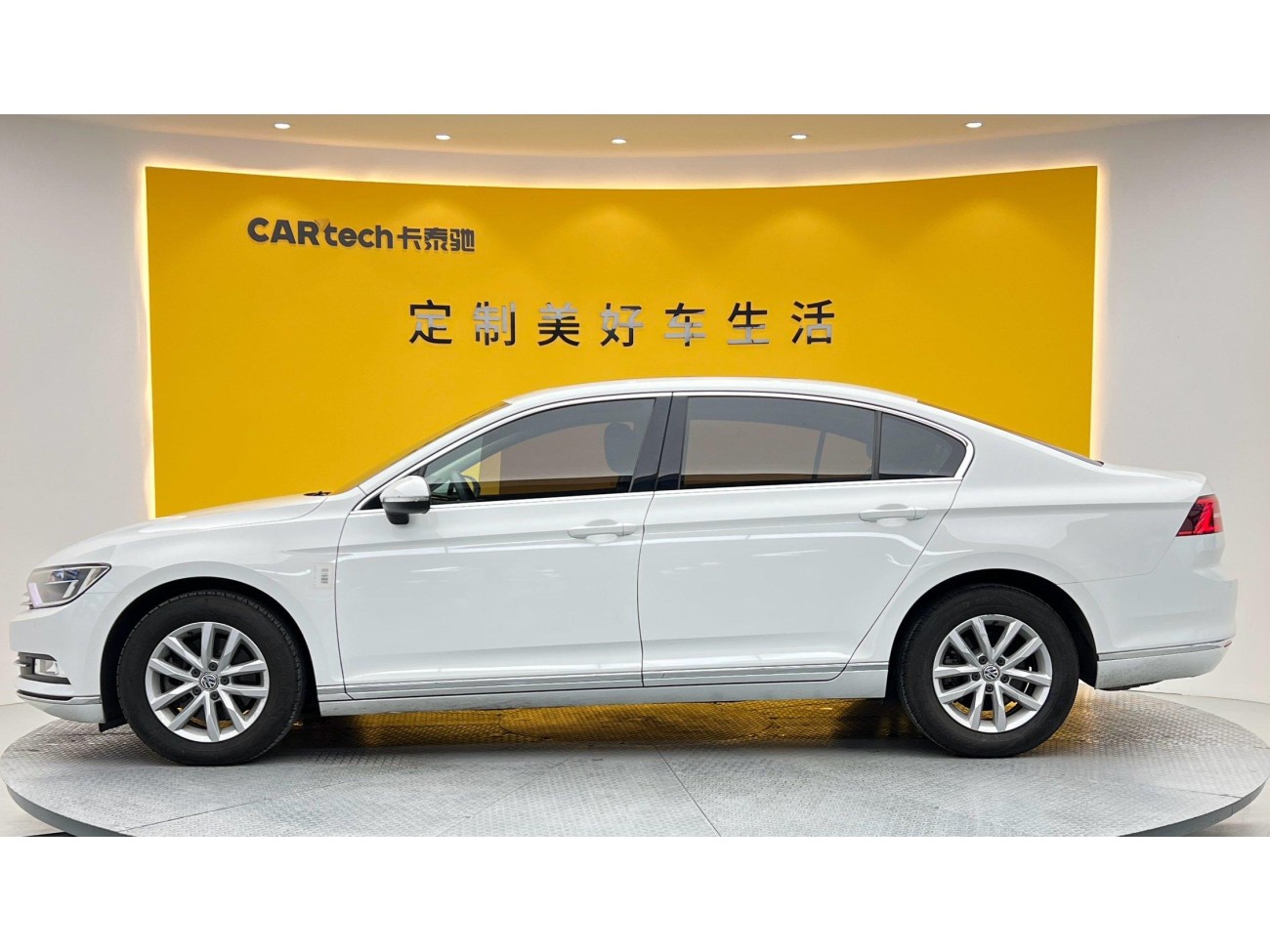 Volkswagen Magotan 2016