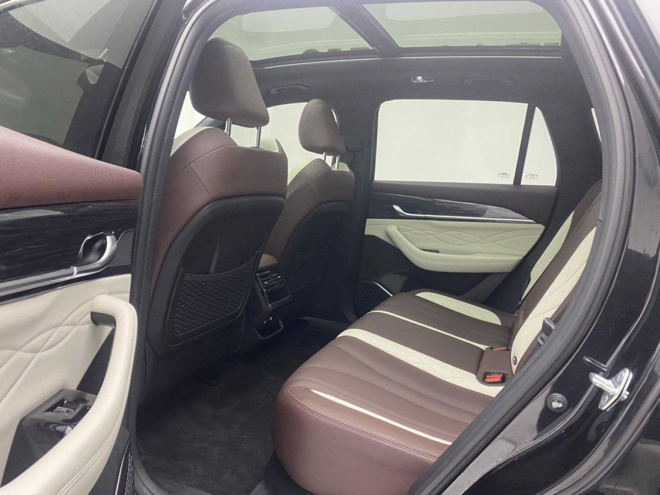 Geely Xingyue L 2022