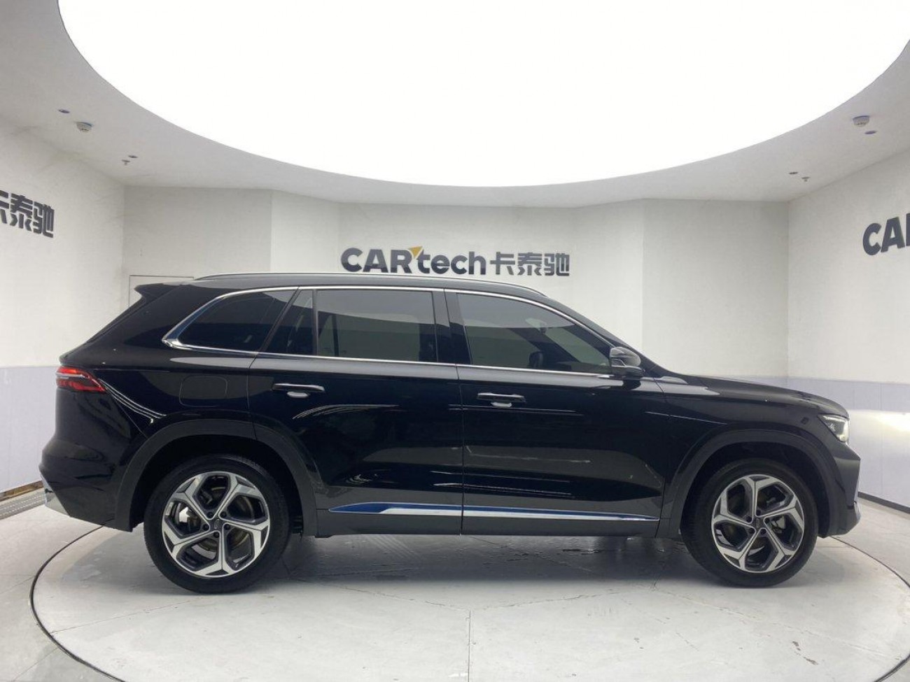 Geely Xingyue L 2022