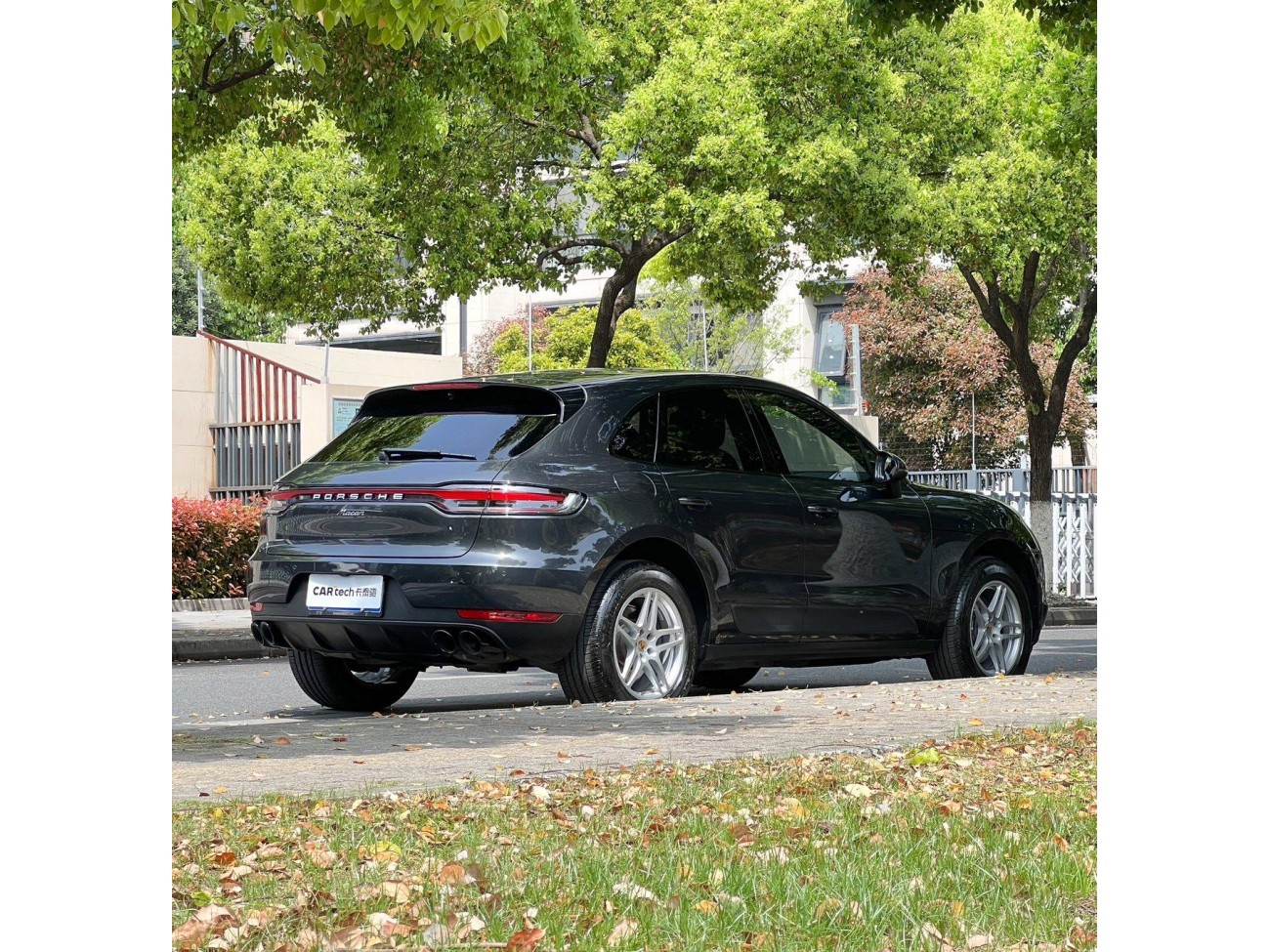 Porsche Macan 2021