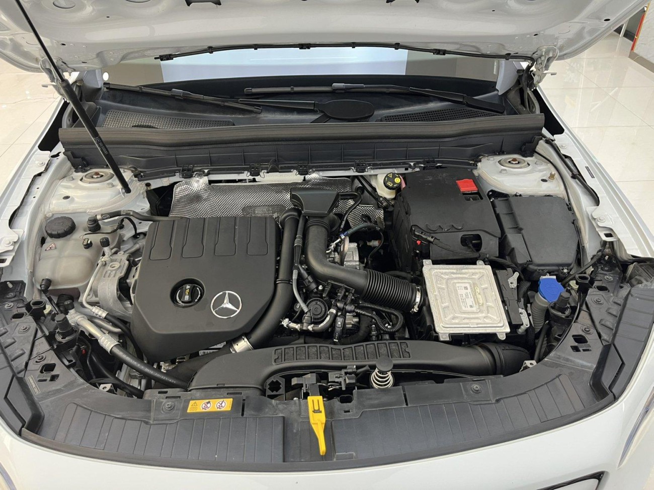 Mercedes-Benz GLB 2021