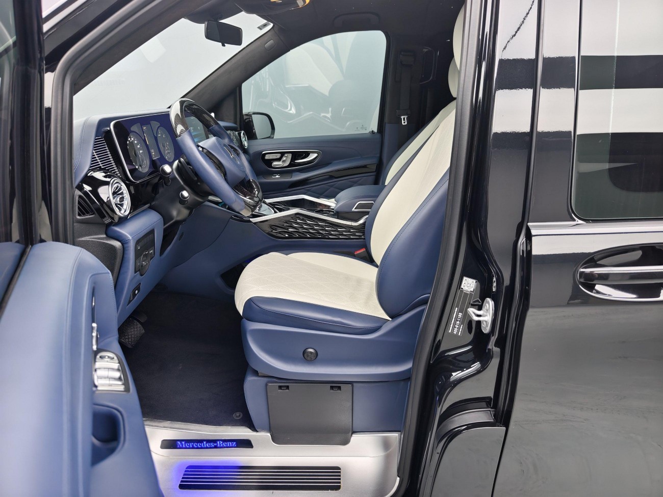 Mercedes-Benz 2023 2023