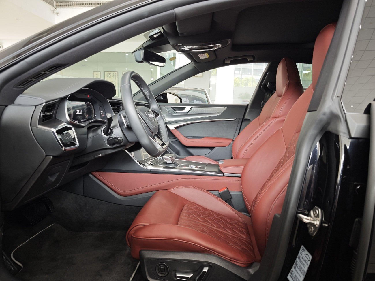 Audi A7L 45 TFSI 2025