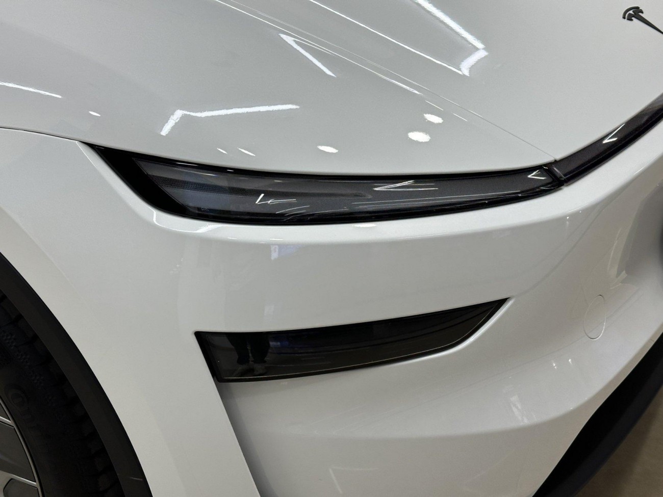 Tesla Model Y 2025