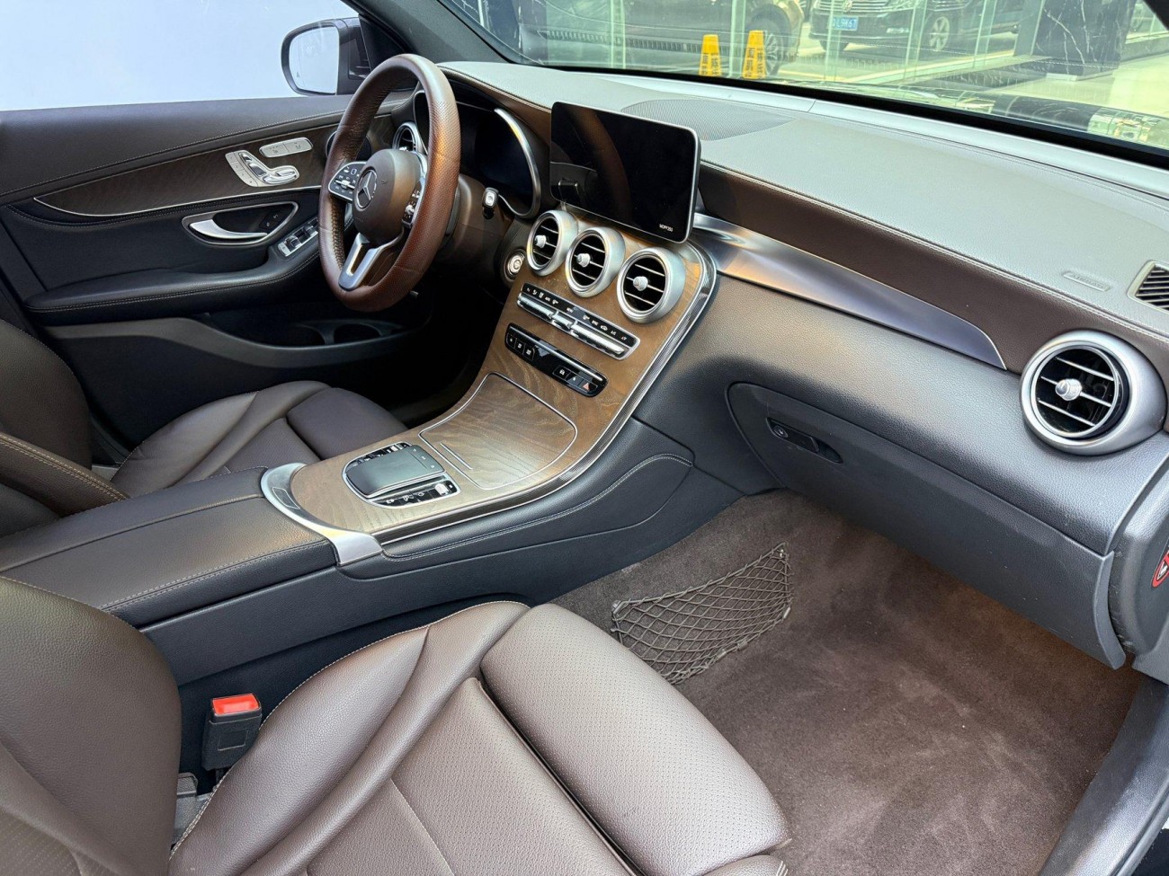 Mercedes-Benz GLC 300 L 2020