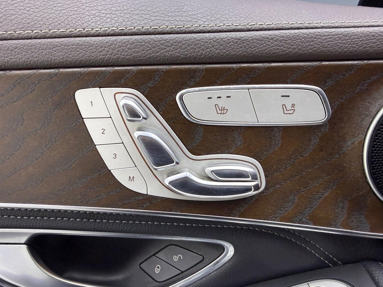 Mercedes-Benz GLC 300 L 2020