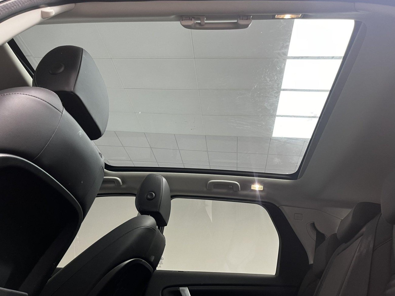 Land Rover Discovery Sport 2024