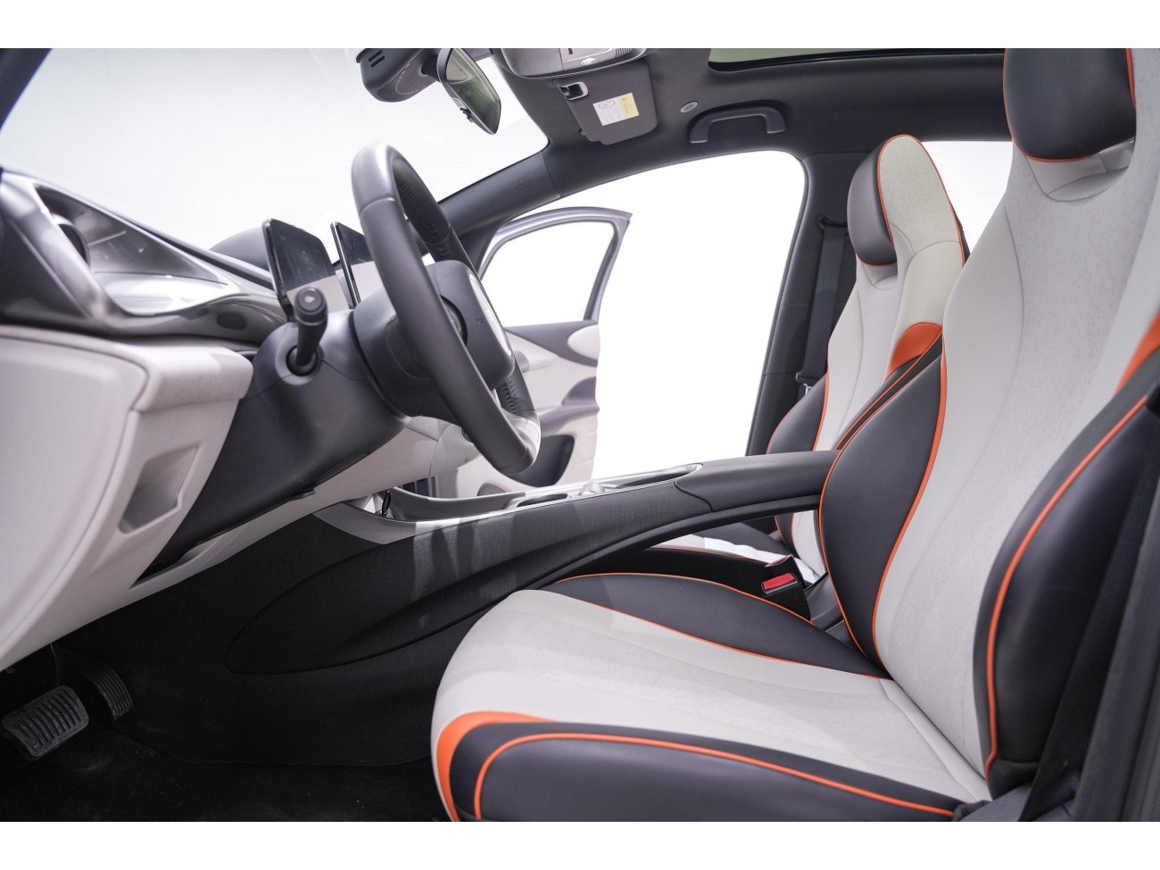 BYD Dolphin 2023