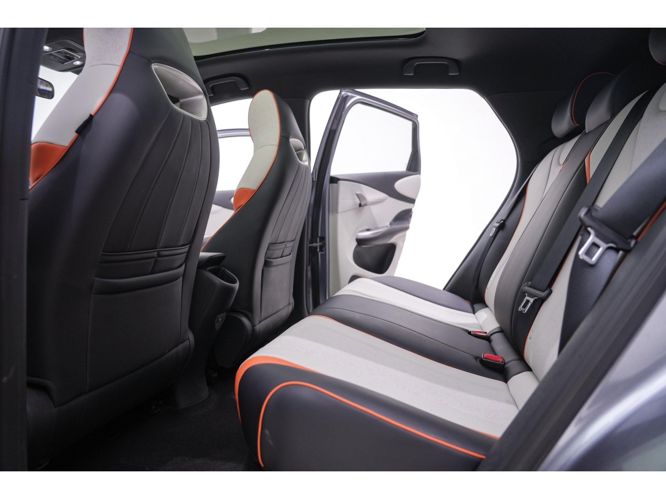 BYD Dolphin 2023