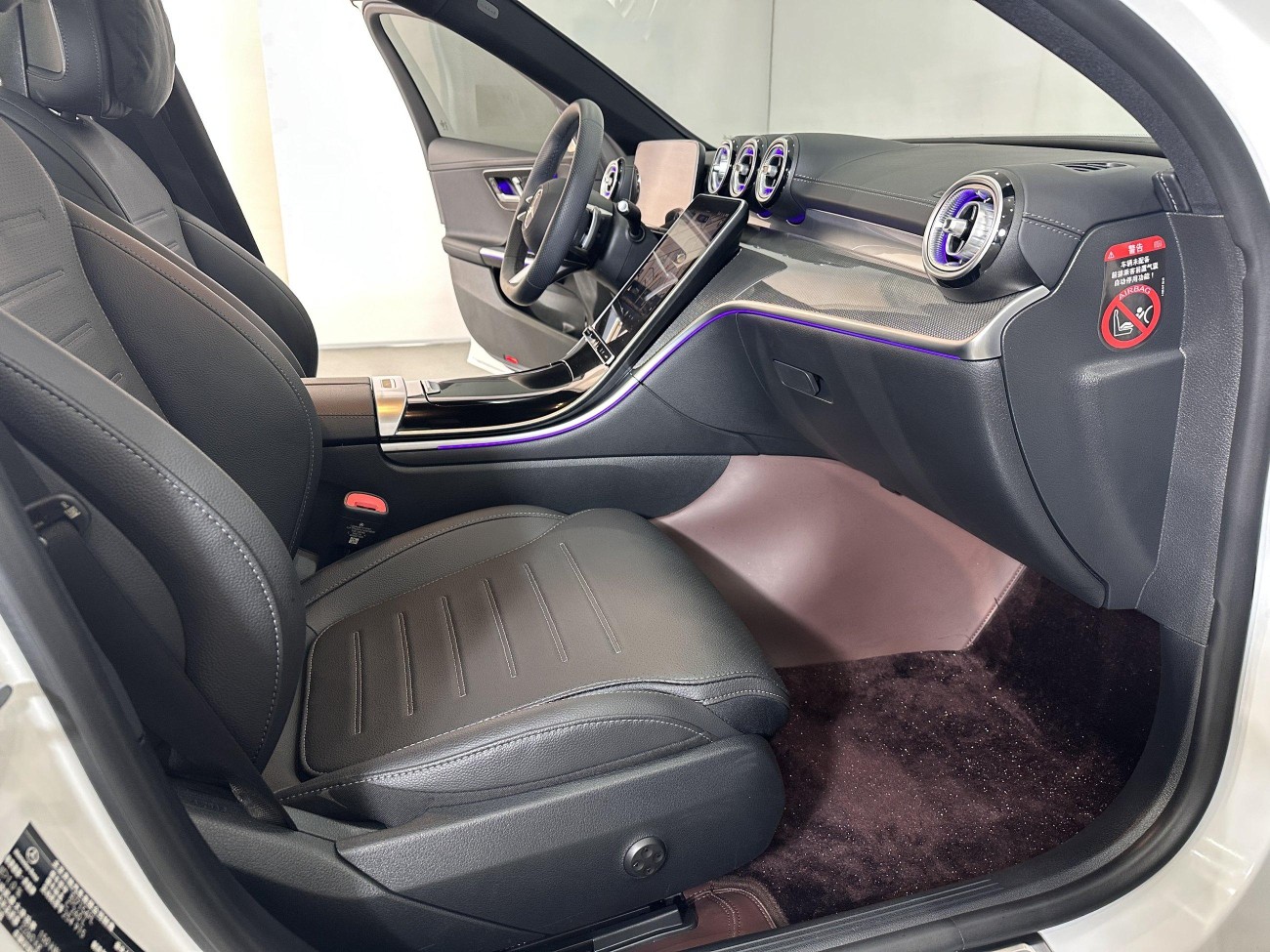 Mercedes-Benz C 260 L 2025