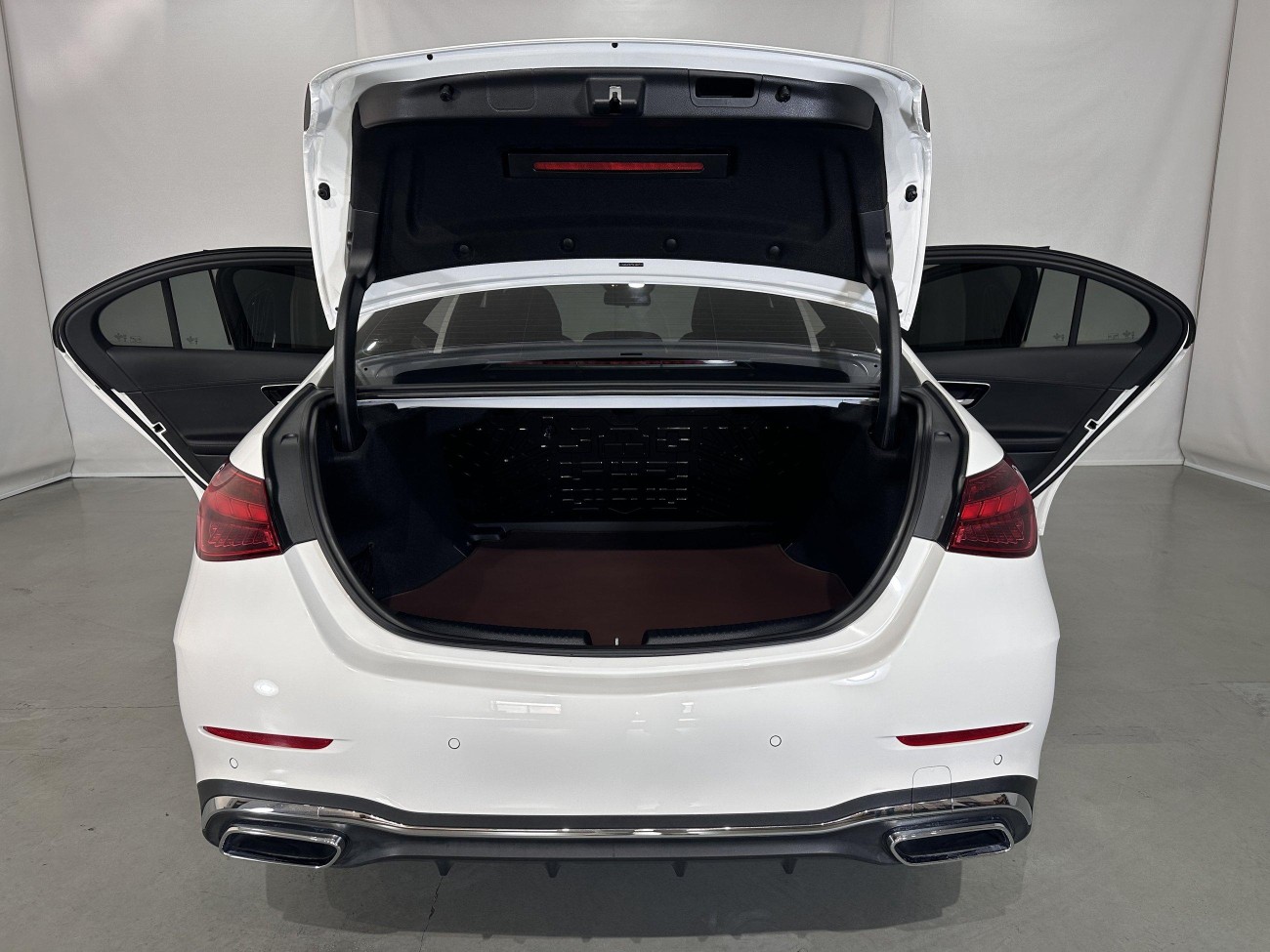 Mercedes-Benz C 260 L 2025