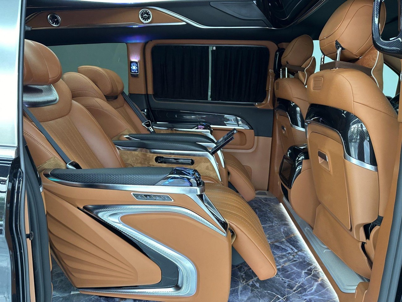 Mercedes-Benz V 2024