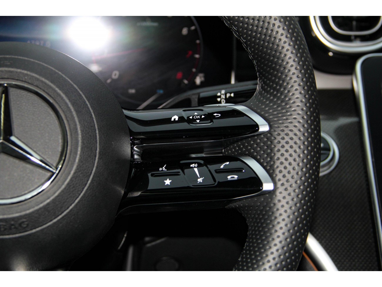 Mercedes-Benz C 260 L 2025