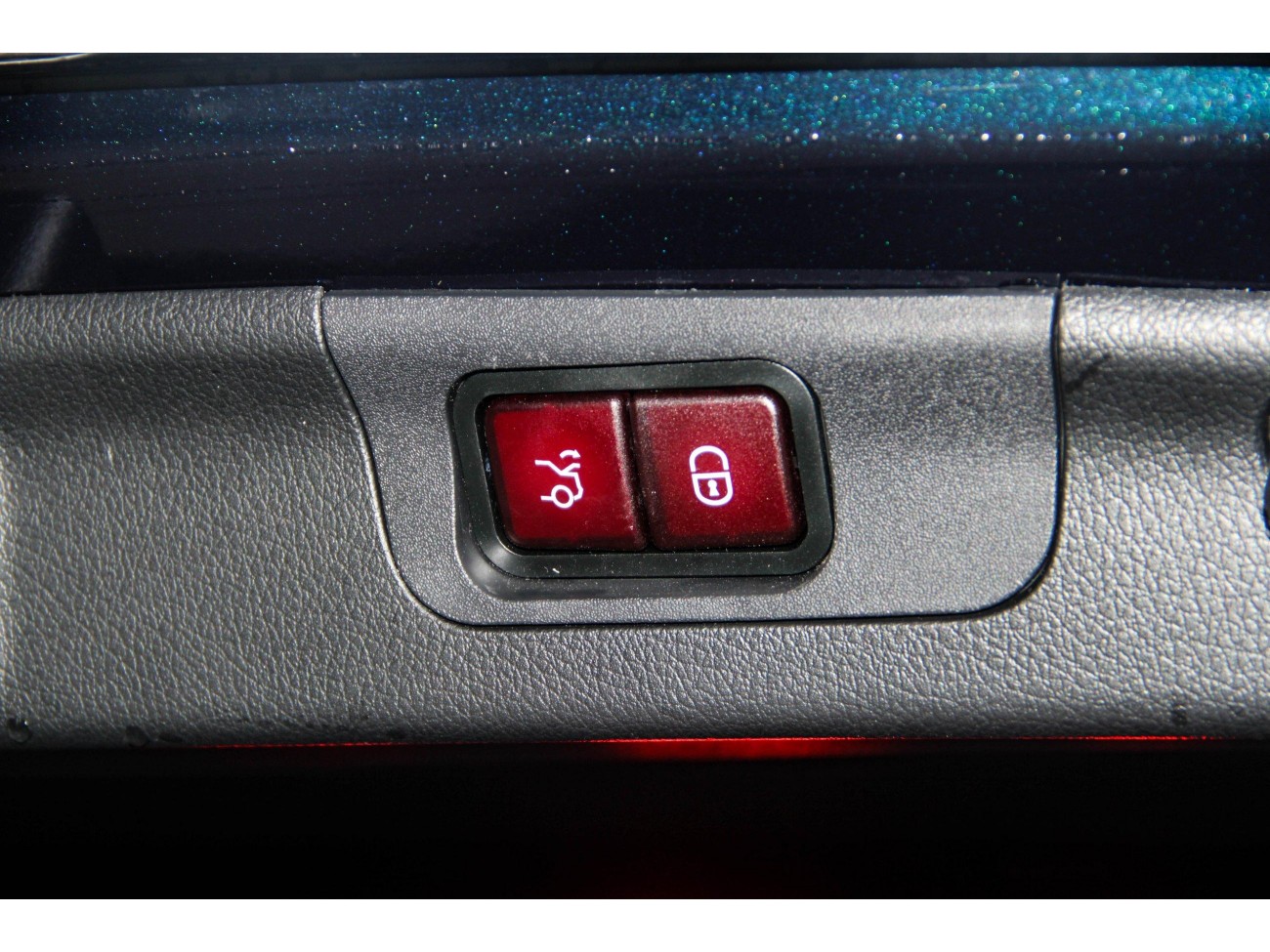 Mercedes-Benz C 260 L 2025