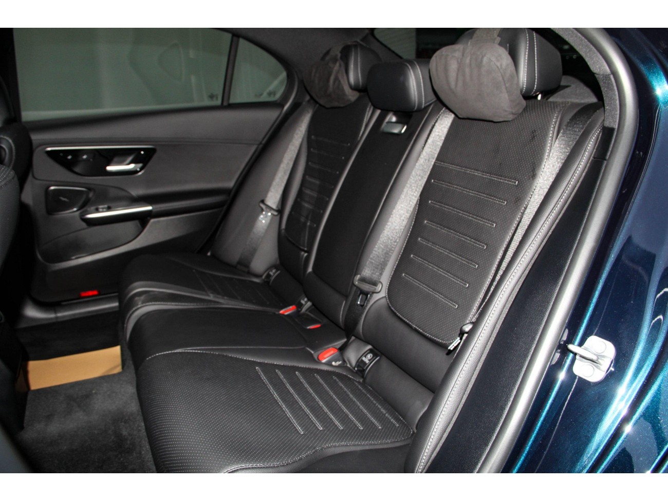 Mercedes-Benz C 260 L 2025