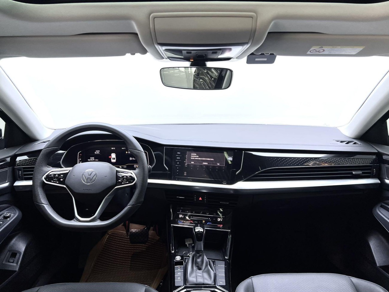 Volkswagen Passat 2024