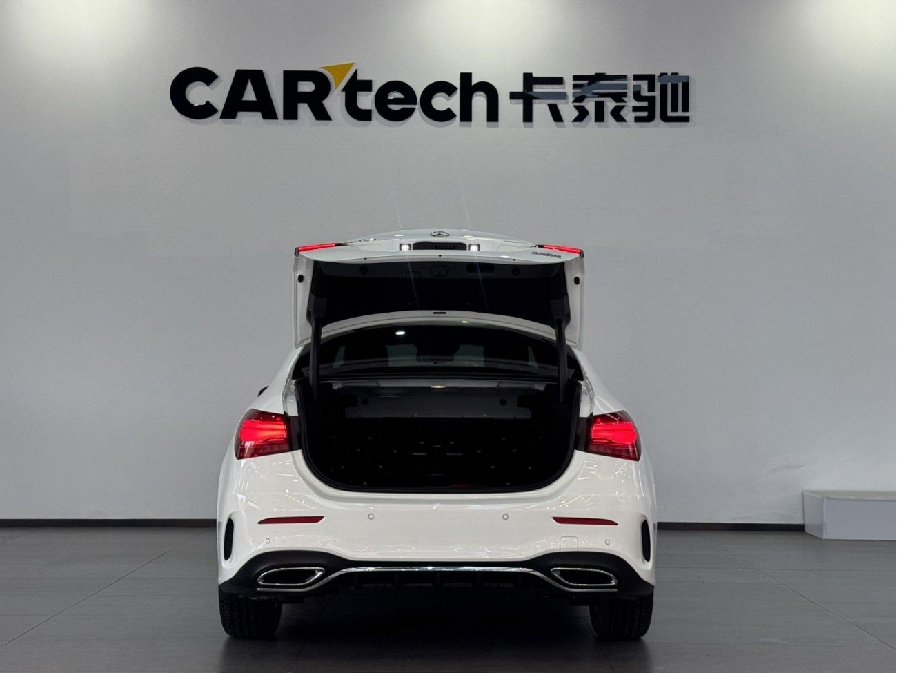 Mercedes-Benz A 200 L 2024