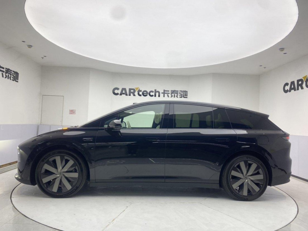 Li Auto i6 2026