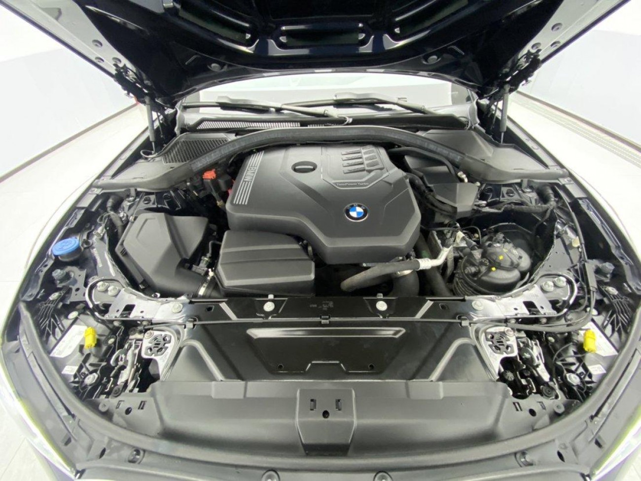 BMW 325i 2023