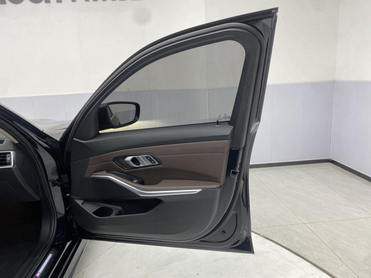 BMW 325i 2023