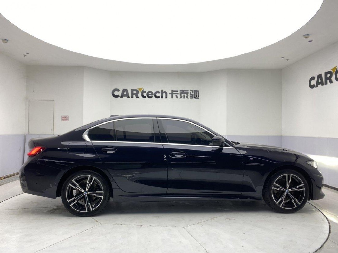 BMW 325i 2023