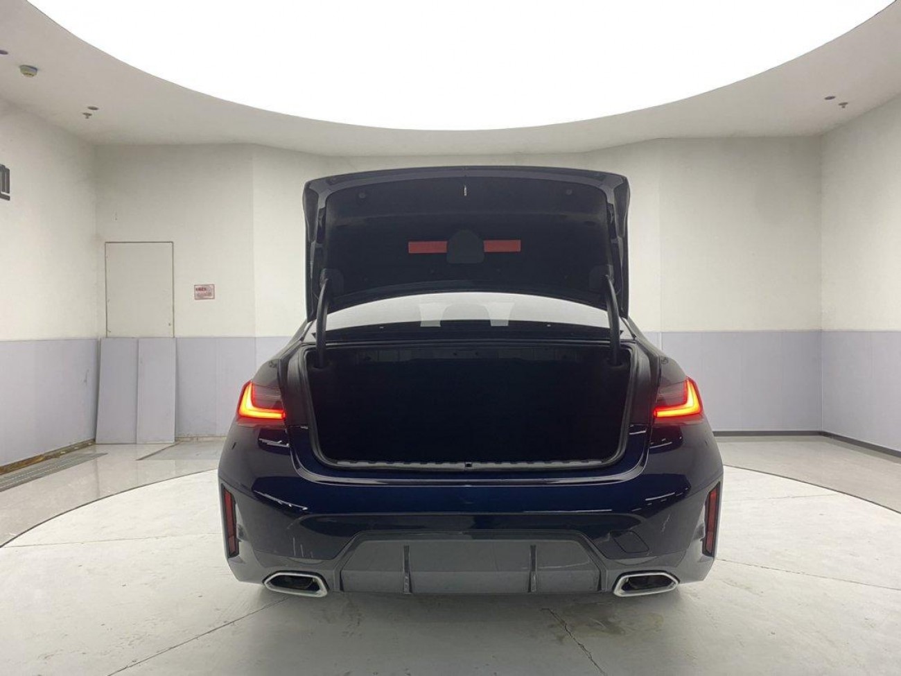 BMW 325i 2023