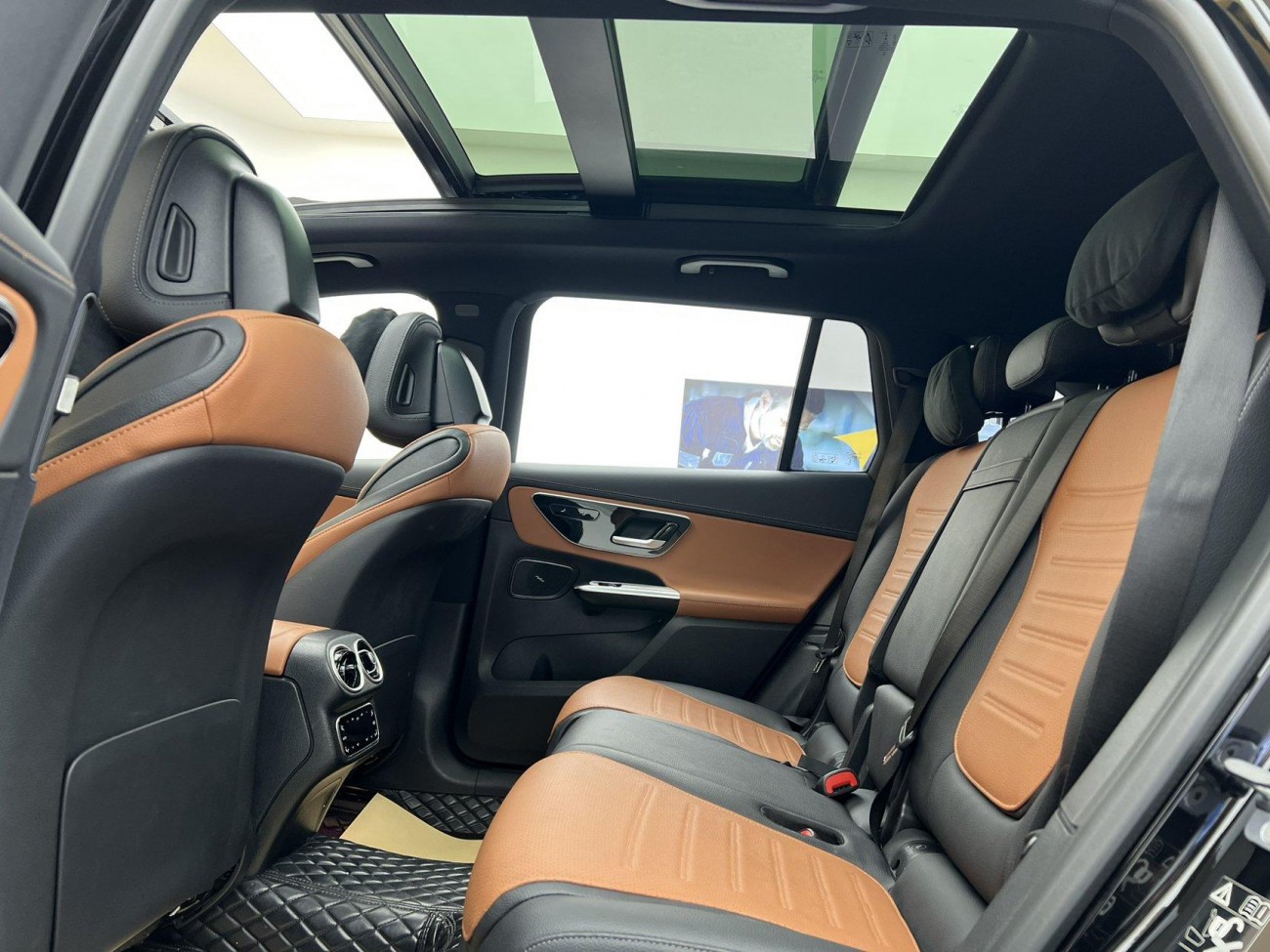 Mercedes-Benz GLC 260 L 2023