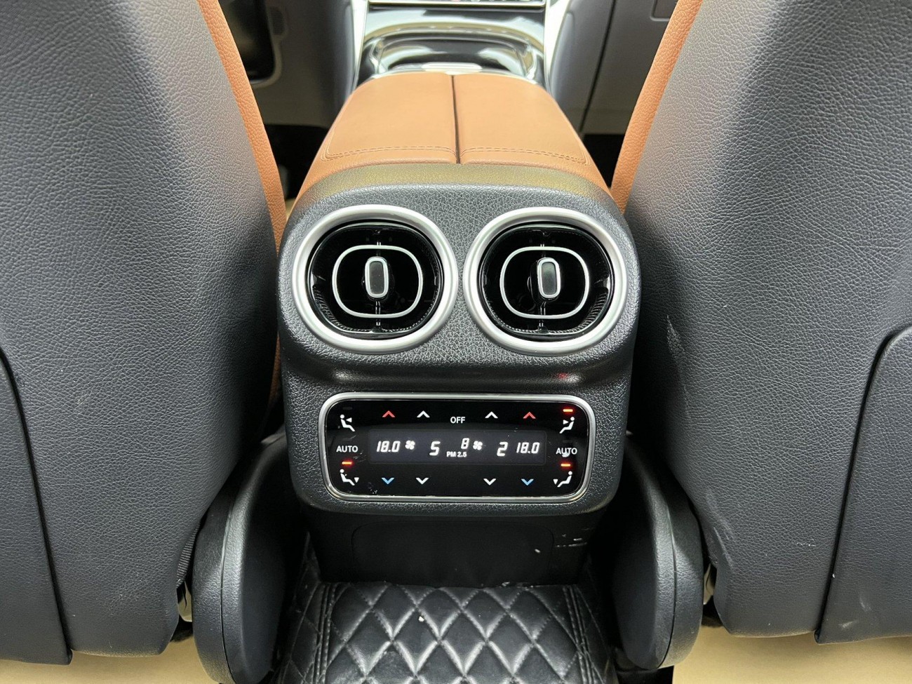 Mercedes-Benz GLC 260 L 2023