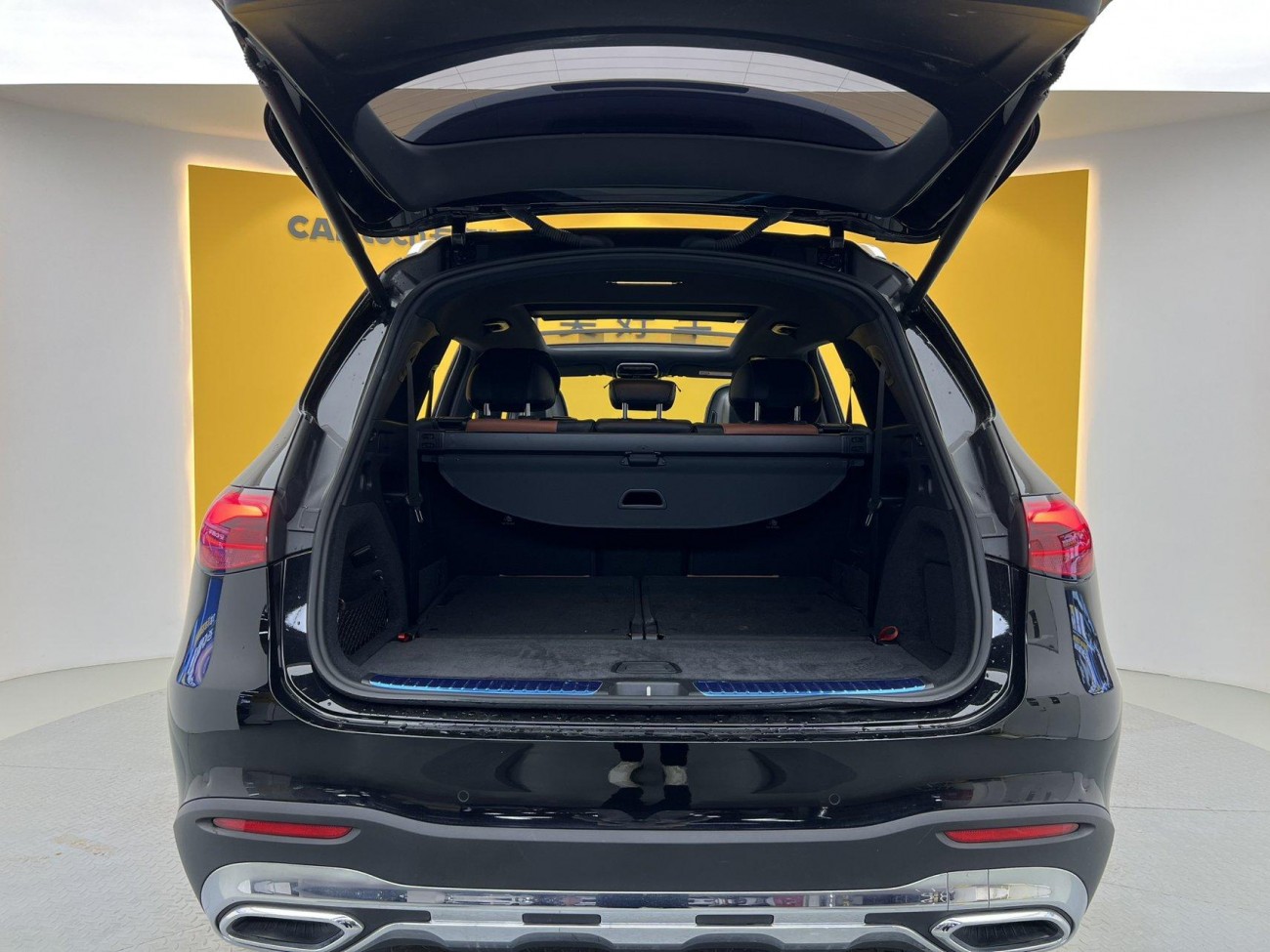 Mercedes-Benz GLC 260 L 2023