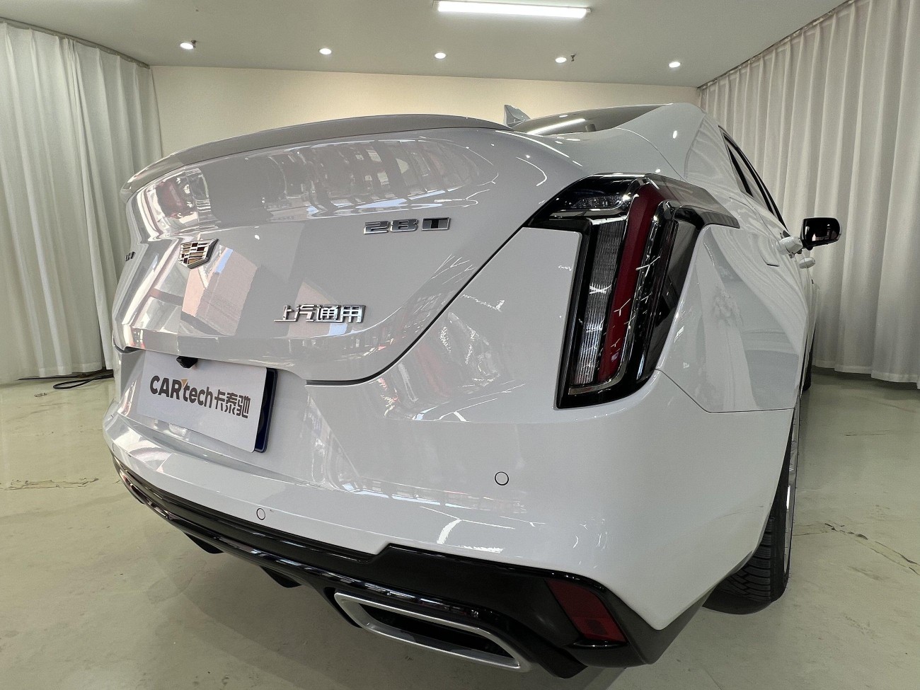 Cadillac CT4 2021