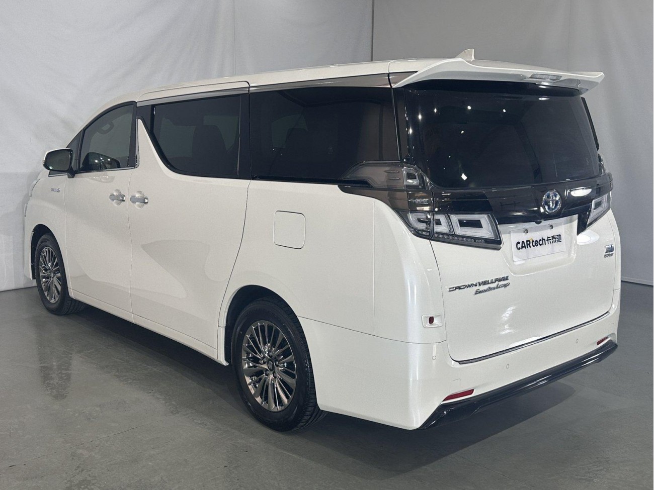 Toyota Alphard 2023