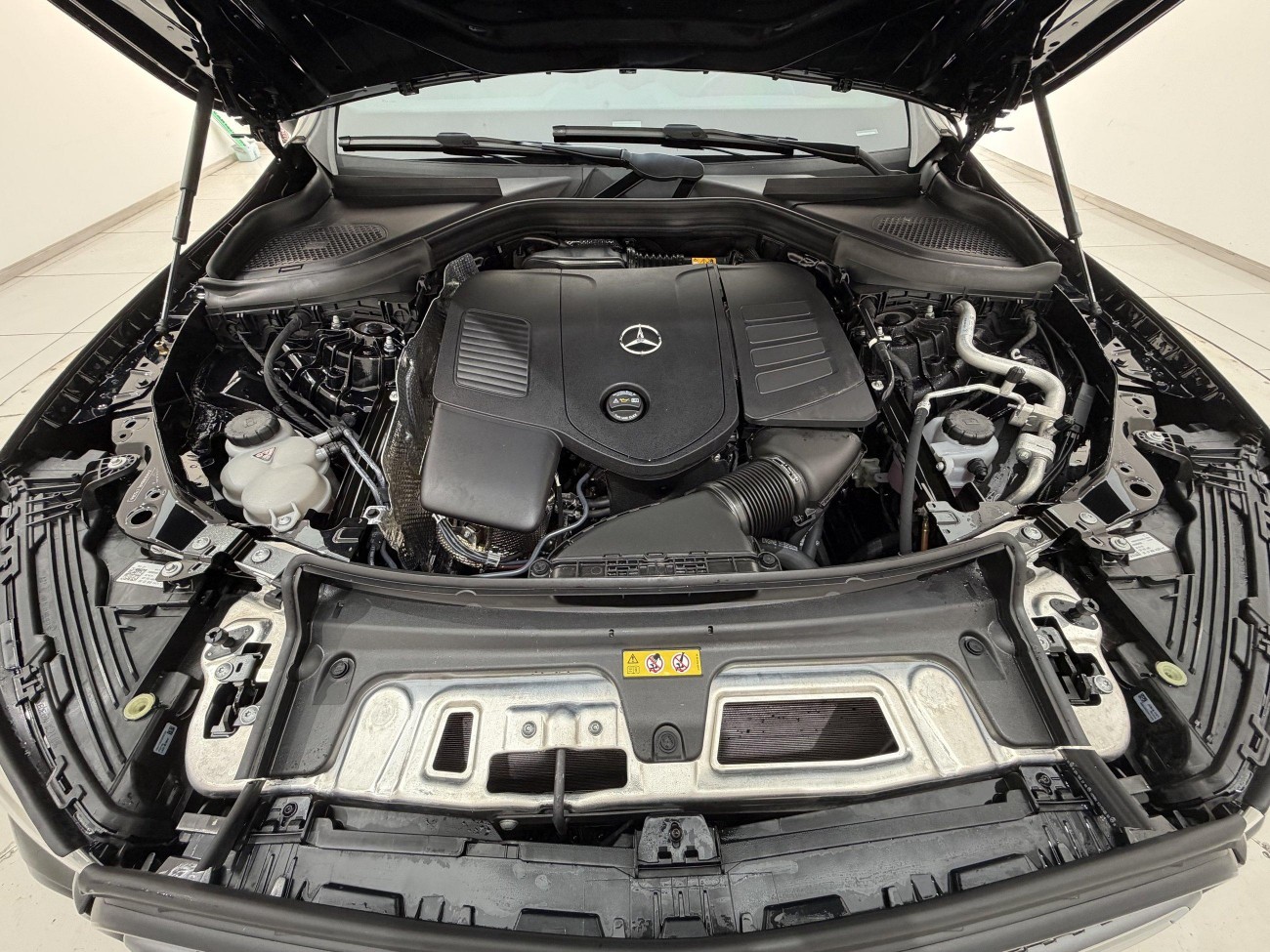 Mercedes-Benz GLC 260 L 2024
