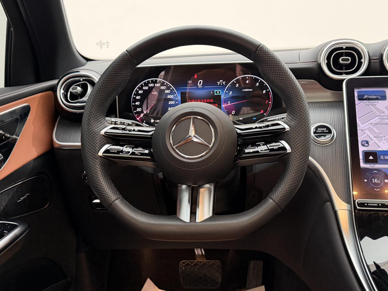 Mercedes-Benz GLC 260 L 2024